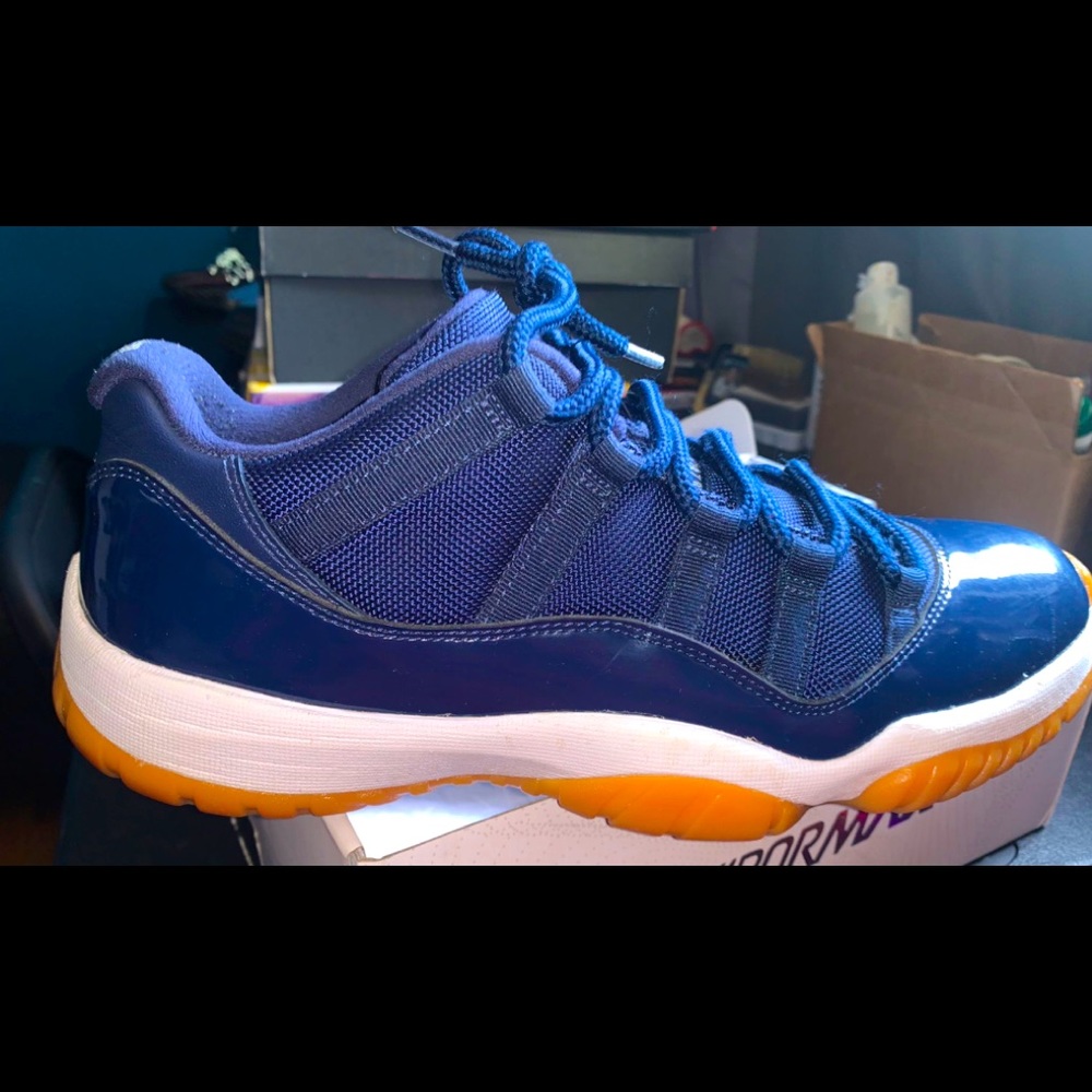 Jordan 11 Retro Low “Midnight Navy”